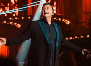 Ανnσυxία για Νίκο Μακρόπουλο: Νοσηλεύεται στο νοσοκομείο