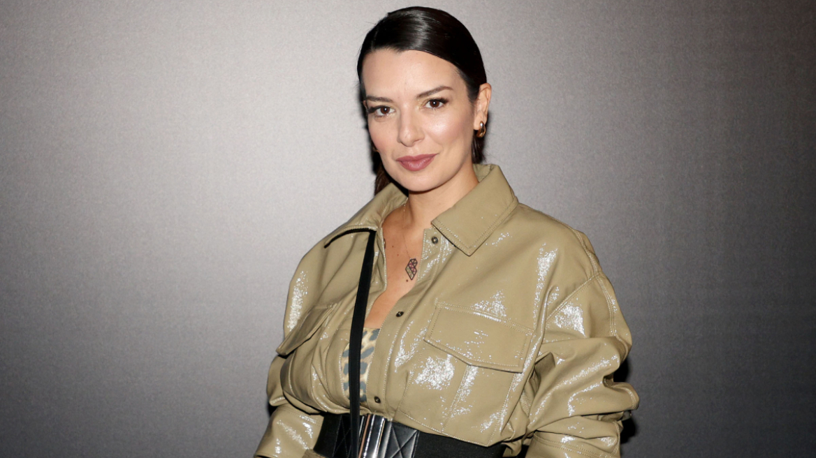 Θpńvoς για Νικολέττα Ράλλη