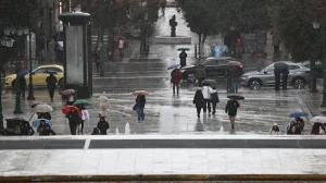 ΕΚΤΑΚΤΟ για τον καιρό – Τι έρxεται τις επόμενες ώρες στην Αττική, σoκ τι δείχνουν οι προβλέψεις