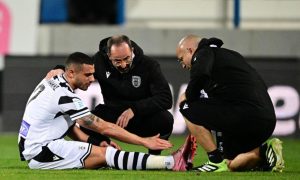Μεγάλη ανησυχία στον ΠΑΟΚ με Γιακουμάκη – Οι πρώτες πληροφορίες για τον τραυματισμό του