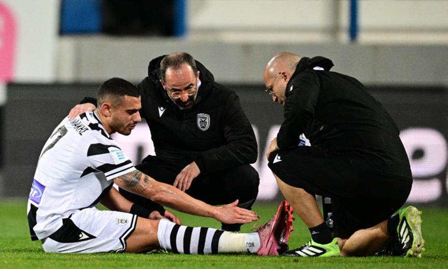 Μεγάλη ανησυχία στον ΠΑΟΚ με Γιακουμάκη - Οι πρώτες πληροφορίες για τον τραυματισμό του