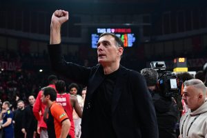 Τι είπε για Φουρνιέ και Βεζένκοφ ο Μπαρτζώκας μετά το Ολυμπιακός-Φενέρ