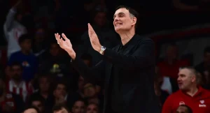 Ατάκες που θα συζητηθούν από Μπαρτζώκα μετά το Ολυμπιακός-Μπασκόνια