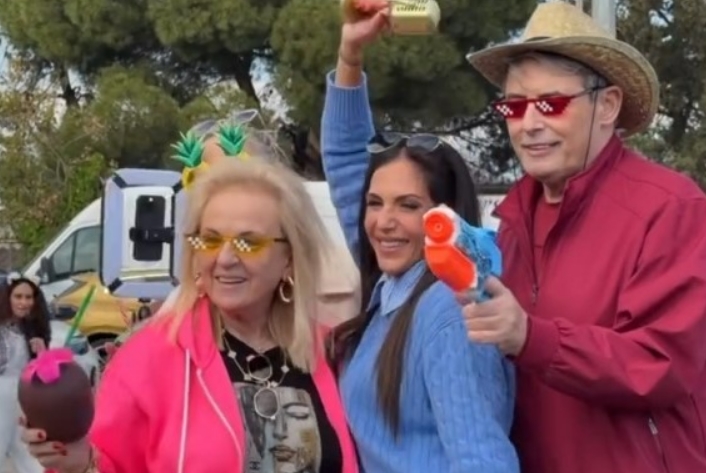 Ανθή Βούλγαρη: Επική εμφάνιση μαζί με Χασαπόπουλο & Παγώνη στα γενέθλια του Μάριου