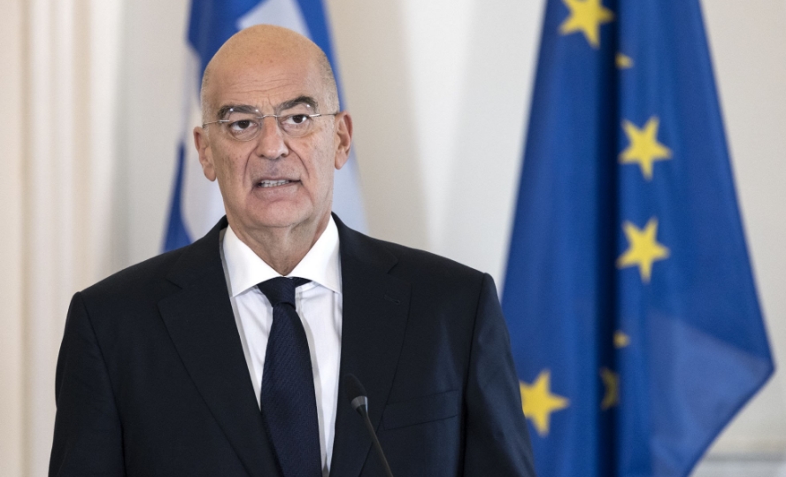 Έκτακτη δήλωση Δένδια