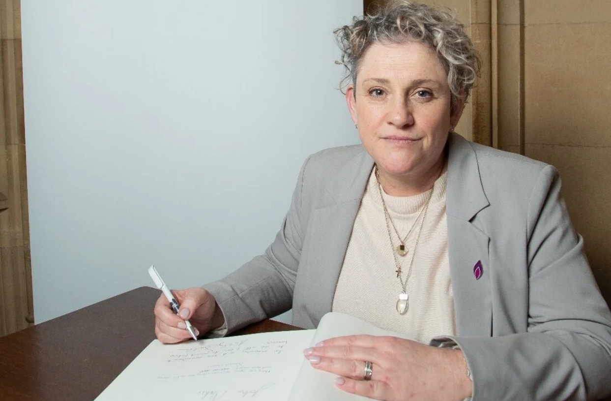 Ραγδαίες πολιτικές εξελίξεις, μαθεύτηκε ο λόγος: Παραιτήθηκε η Υπουργός Υγείας της..