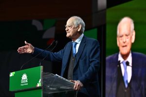 Έκτακτη είδηση από το Συνέδριο: Ανακοίνωσε το τέλος του από το ΠΑΣΟΚ