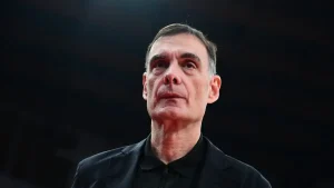 Η αποστολή Ολυμπιακού για Γαλλία – Ποιοι έμειναν εκτός από Μπαρτζώκα