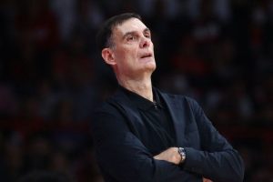 Νέα απώλεια για Μπαρτζώκα – Η 12αδα Ολυμπιακού με Παναθηναϊκό, ποιοι έμειναν εκτός