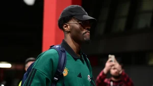 Έφυγε μόνος του απο το ξενοδοχείο ο Χέιζ – Ντέιβις: Τι συνέβη λίγες ώρες πριν το Ολυμπιακός-Παναθηναϊκός