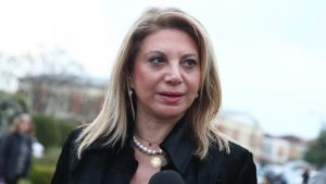 Δίκη Τεμπών: Χαμός με Μαρία Καρυστιανού μπροστά στις κάμερες