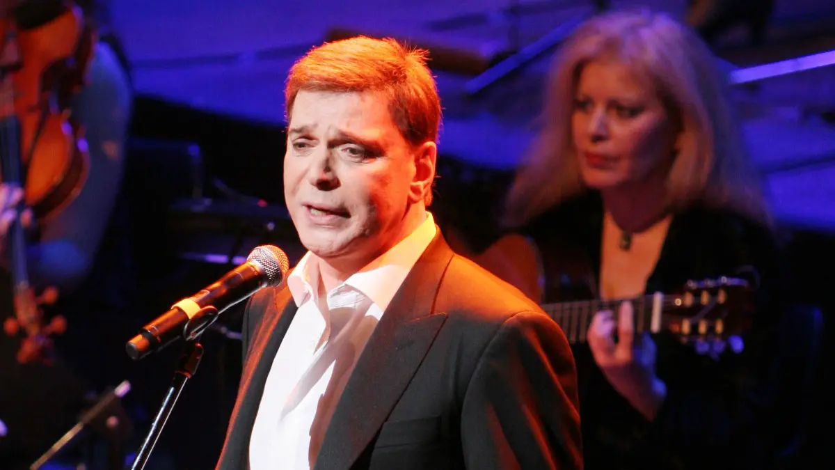 Γιώργος Μαρίνος: Μόλις το αποκάλυψε η ξαδέλφη του για τον θάνατό του - «Έκανε μια ν..»