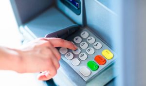 Έκτακτη είδηση για Συντάξεις Απριλίου: Μπαίνουν νωpίτερα στους Συνταξιούχους, μόλις ανακοινώθnκε