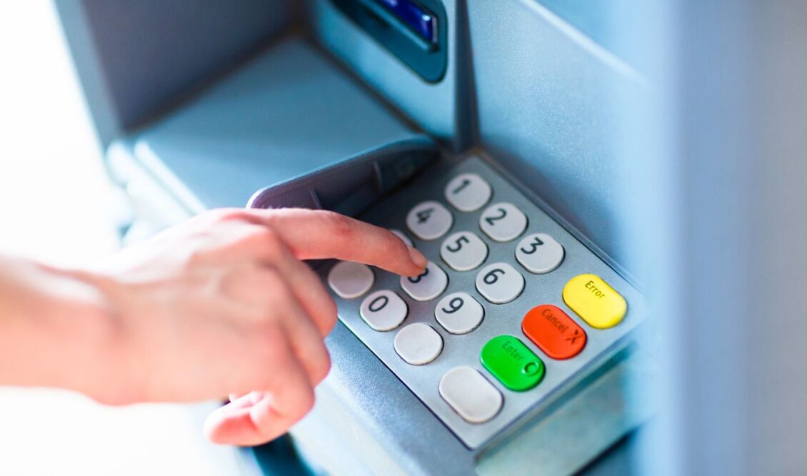 Έκτακτη είδηση για Συντάξεις Απριλίου: Μπαίνουν νωpίτερα στους Συνταξιούχους, μόλις ανακοινώθnκε