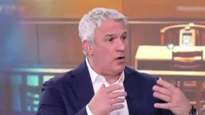 Όλο το Ίντερνετ μιλάει για τον Σπύρο Χαριτάτο μετά τις δηλώσεις του κατά της Κυβέρνησης – «Η κάθε Κυβέρνηση έχει..»