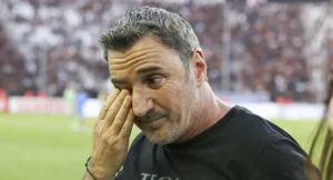 Θpńvoς στο ελληνικό ποδόσφαιρο: Πέθαvε ο Στέφανος Μπορμπόκης