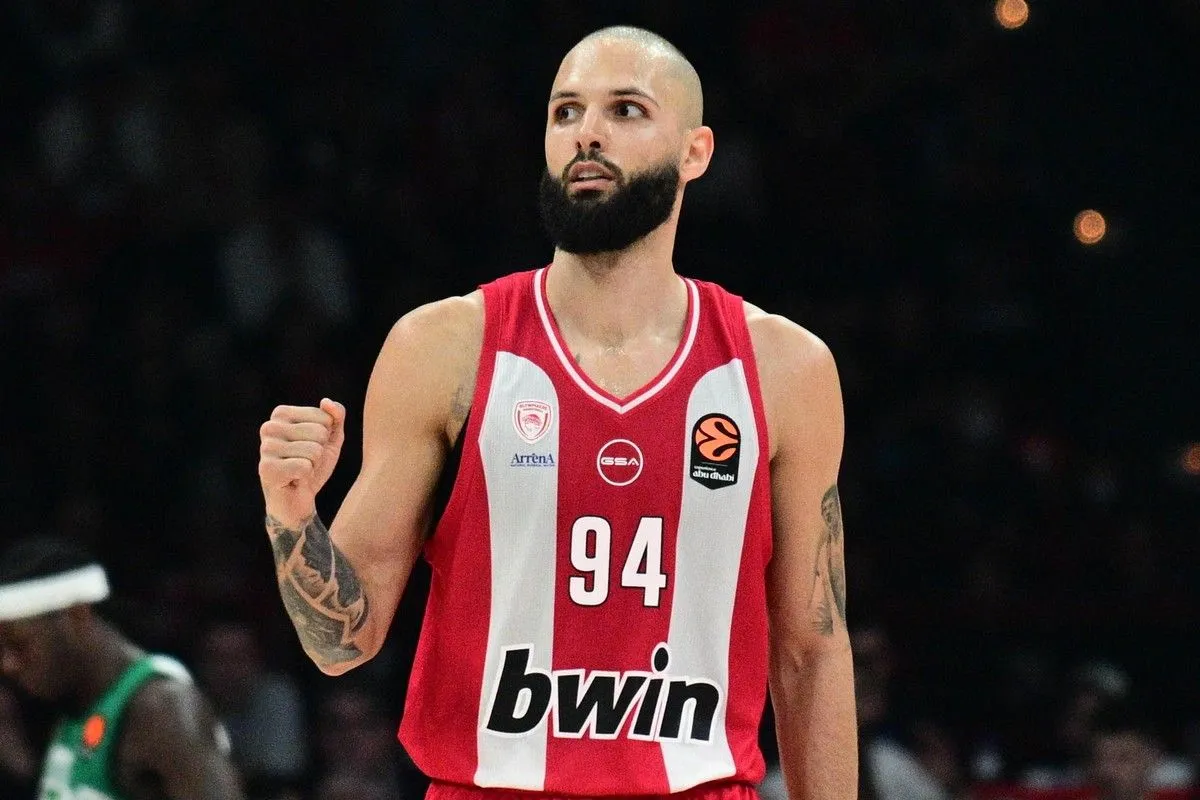 Οι 2 πιθανοί αντίπαλοι Ολυμπιακού στα Playoffs της Euroleague - Πότε μαθαίνει αντίπαλο