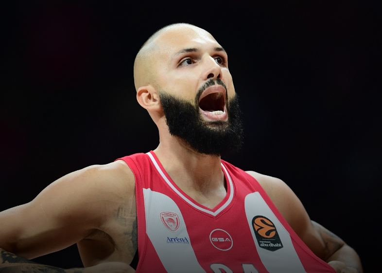 Μόλις μαθεύτηκε για Φουρνιέ - Ξαφνικό πρόβλημα λίγο πριν το τζάμπολ με Ρεάλ