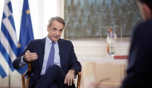 Η πολιτική έκπληξη της δεκαετίας: Ο κορυφαίος Έλληνας δημοσιογράφος που κλείνει ο Μητσοτάκης στη ΝΔ