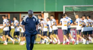 Δίνει μάχη ο Μιρτσέα Λουτσέσκου – Οι νέες πληροφορίες από το νοσοκομείο