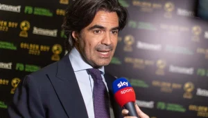 Στην Ελλάδα εκτάκτως ο μάνατζερ κορυφαίου παίκτη του Ολυμπιακού – Ο λόγος