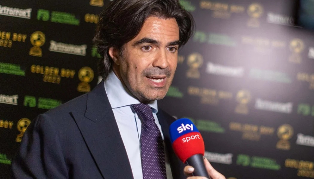 Στην Ελλάδα εκτάκτως ο μάνατζερ κορυφαίου παίκτη του Ολυμπιακού - Ο λόγος