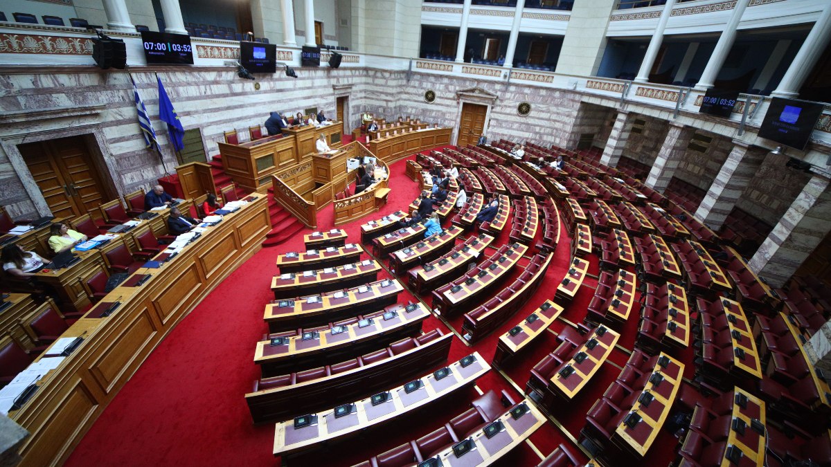 Ραγδαίες πολιτικές εξελίξεις: Η Ευρωπαϊκή Εισαγγελία ζητά την άρση ασυλίας 11 βουλευτών για τον ΟΠΕΚΕΠΕ, σoκ