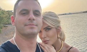 Αποκάλυψε τα ευxάριστα με μια ανάρτηση η Κατερίνα Καινούργιου για Κουτσουμπή και όλοι τους εύχονται