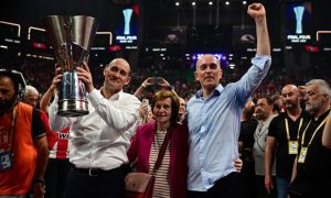 Πρόεδροι Αγγελόπουλοι: «Η μεγαλύτερη στιγμή στην ιστορία του Ολυμπιακού»