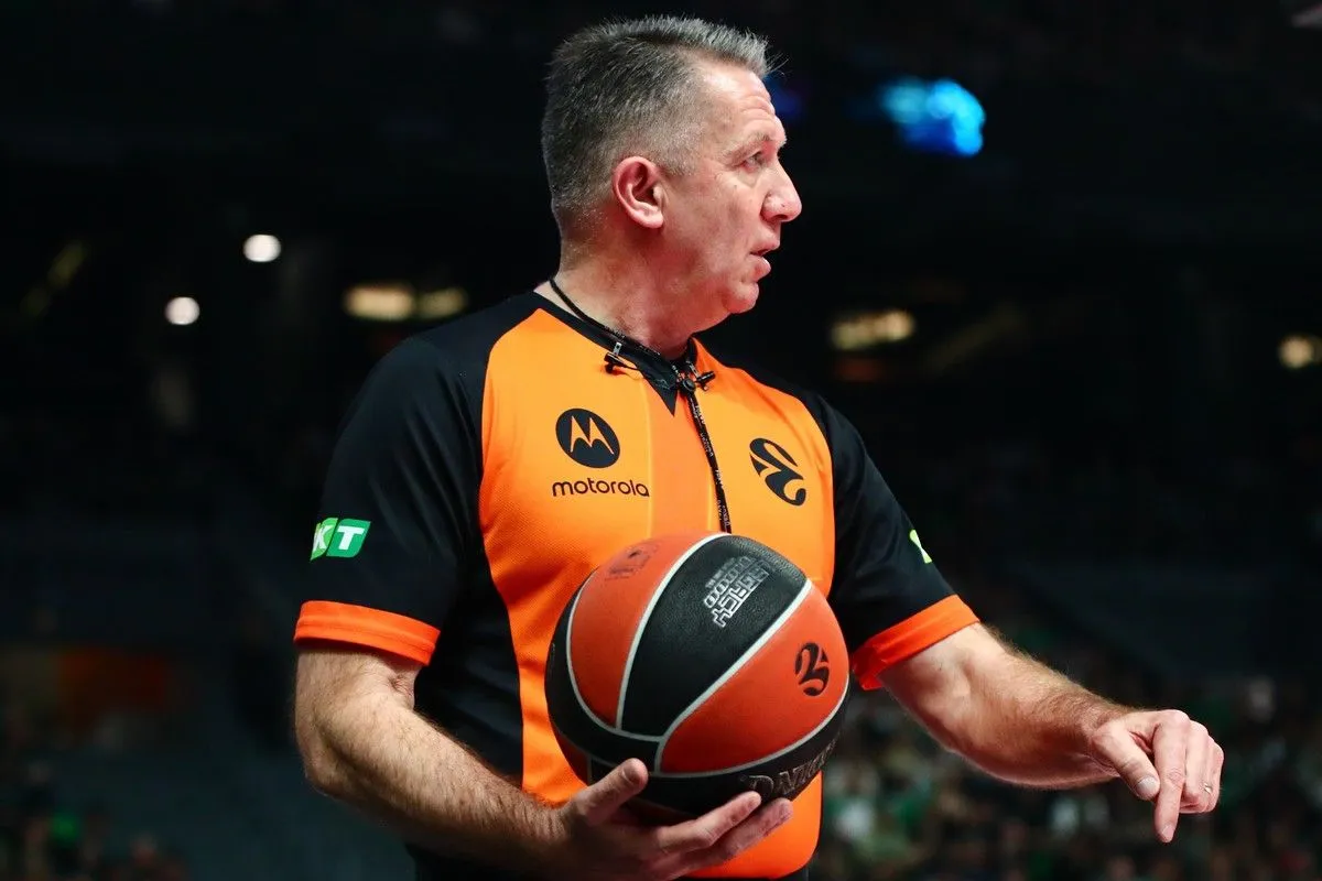 Μόλις ανακοινώθηκαν από Euroleague: Οι διαιτητές του ημιτελικού Ολυμπιακού με Φενέρμπαχτσε