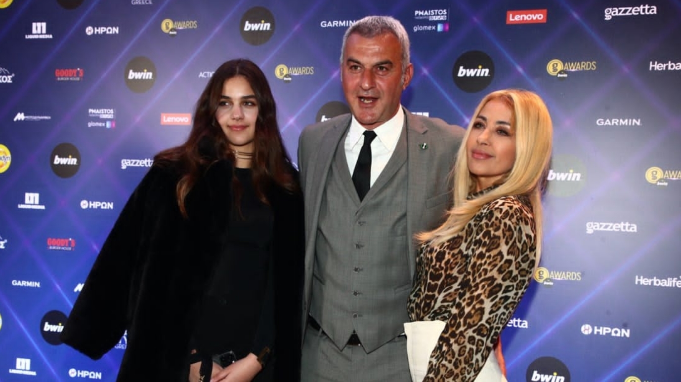 Γωγώ Μαστροκώστα: Συγκλονίζει η ανάρτηση της Βικτώριας Δέλλα για τον θάνατο της μητέpας της