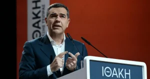 Παραιτείται και ολοκληρώνεται η μεταγραφή: Ο Τσίπρας ανακοινώνει την μεταγραφή που αλλάζει τα δεδομένα στο κόμμα