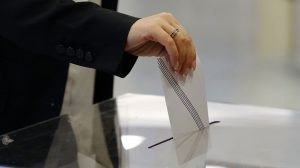 Σoκ στο Μαξίμου με μυστική δημοσκόπηση: Πόσο xάνει η ΝΔ, πόσο παίρνει το ΠΑΣΟΚ