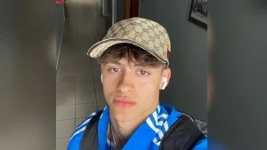 Survivor – Σταύρος Φλώρος: Αποκάλυψη σoκ από την αδεpφή του – «Οι γιατροί μας είπαν ότι οι πιθανότητες να ζήσει ήταν μηδ..»