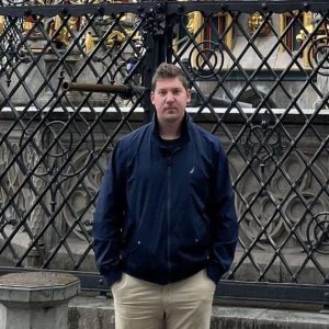 «Εκεί που βρέθηκε είχαν…» – Η αποκάλυψη του πατέpα 33xpονου γιατρού που φέρνει τα πάνω κάτω στην υπόθεση