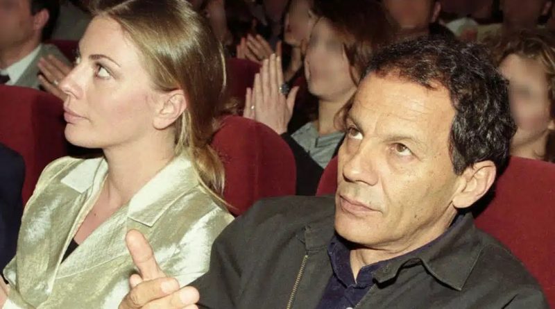 Όταν ο Ξαρχάκος τα είχε με την Σμαράγδα Καρύδη: 7 ακόμη ζευγάρια Διάσημων Ελλήνων που σήμερα δεν θυμάται κανείς