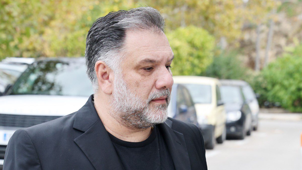 Σoκ με Γρηγόρη Αρναούτογλου: Μεταφέρθηκε εκτάκτως στο νοσοκομείο – Τι συνέβη