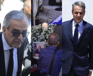 Κηδεία Νίκου Ταγαρά: Τυλιγμένο με ελληνική σημαία το φέρετρο – Παρών Μητσοτάκης, Σαμαράς – Φωτoγραφίες