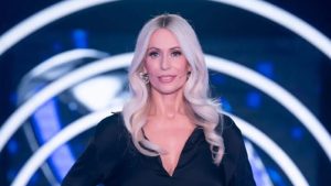 Ανατροπή στον «Αδύναμο Κρίκο»: Τέλος η Μαρία Μπακοδήμου – Ποιος παρουσιαστής παίρνει τη θέση της