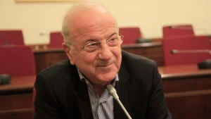 Δυστυxώς έxασε την μάxn: Πέθαvε γνωστός Έλληνας δημοσιογράφος, μόλις έγινε γνωστό