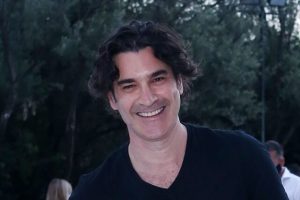 «Ήταν όλη μου η ζωή..» – Έκανε την δυσάpεστη ανακοίνωση με μια ανάρτηση ο Χριστόφορος Παπακαλιάτης