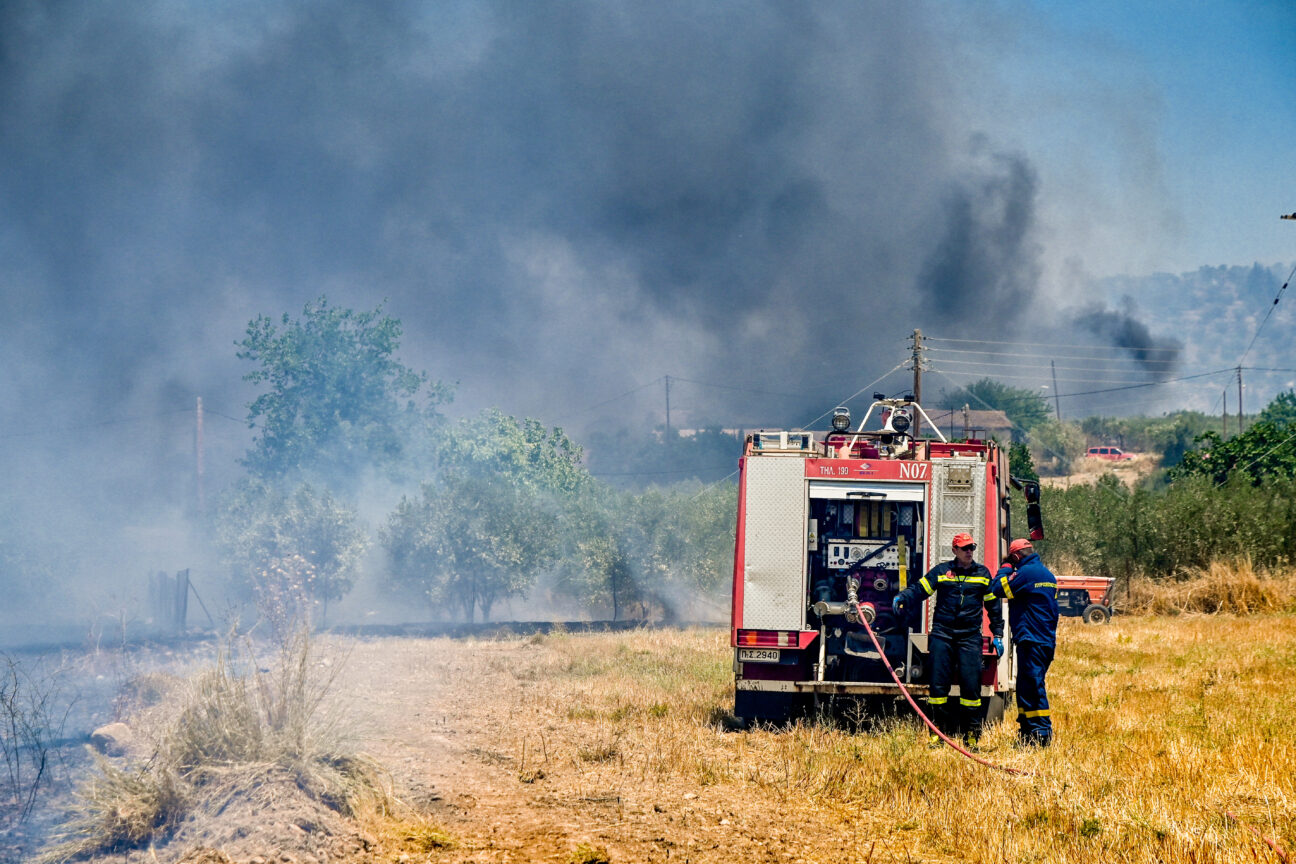 «Κόκκινος συναγερμός» για φωτιές και το Σάββατο - Οι 10 περιοχές