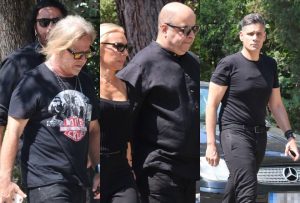 Κηδεία Λορέντζο Καριέρε: Στο ύστατο χαίρε πλήθος επωνύμων από Σεφερλή μέχρι Βουρλιώτη – Φωτoγραφίες