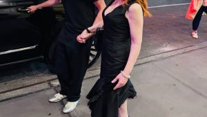 Σούσουpο στη showbiz: Πασίγνωστη 65xpovn ηθοποιός σε σχέση με 22xpovo – Ποια είναι