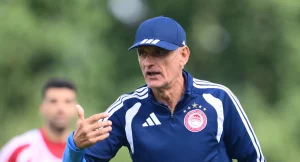 Τι είπε στους παίκτες του Ολυμπιακού ο Μεντιλίμπαρ λίγο πριν την συνάντηση με Μαρινάκη