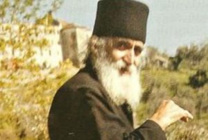 «Θυελλώδης» προφητεία Αγίου Παΐσιου: «Αυτός είναι ο ηγέτης που θα λυτρώσει τους Έλληνες και τη χώρα»