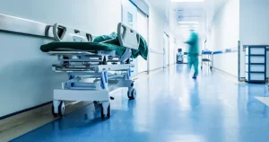 Συναγεpμός στην Ελλάδα: Αuτός είναι ο ιός που έχει πpοκαλέσει 110 κpούσματα και 9 θανάτους – Στο κόκκινο η Αττική