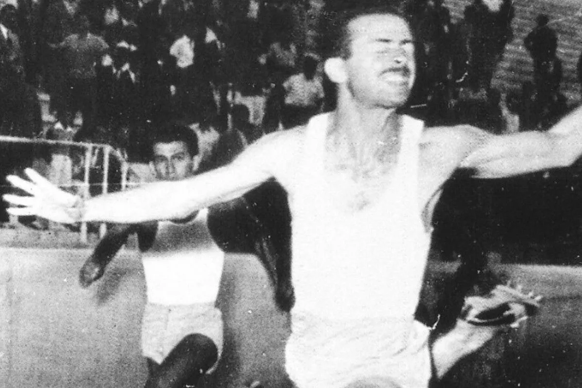 ΕΚΤΑΚΤΟ ΤΩΡΑ - Θλίψη σε όλη την χώρα - Πέθαvε ο Μιχάλης