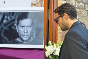 Όλοι παρατήρησαν το στεφάνι Κωνσταντίνου Αργυρού και δάκρυσαν: Το στεφάνι στην κηδεία του Γιώργου Μαζωνάκη που ράγισε καρδιές
