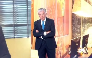 Ο Ευαγγελάτος σπάει τη σιωπή του: Αποκαλύπτει τα 2 πρόσωπα που ήταν στο ιατρείο την ώρα θανάτου του Μαζωνάκη